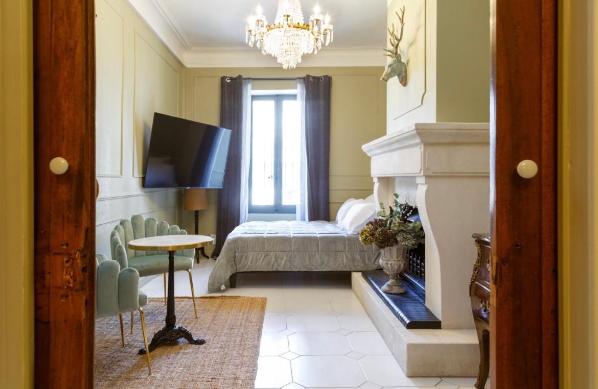 Le 215 Gambetta Boutique Hotel En Provence กาวายง ภายนอก รูปภาพ