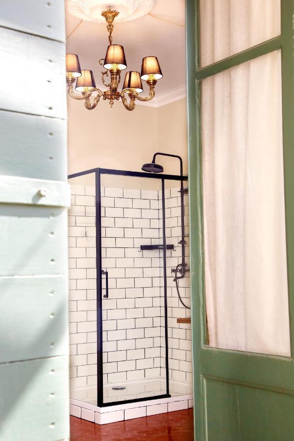Le 215 Gambetta Boutique Hotel En Provence กาวายง ภายนอก รูปภาพ