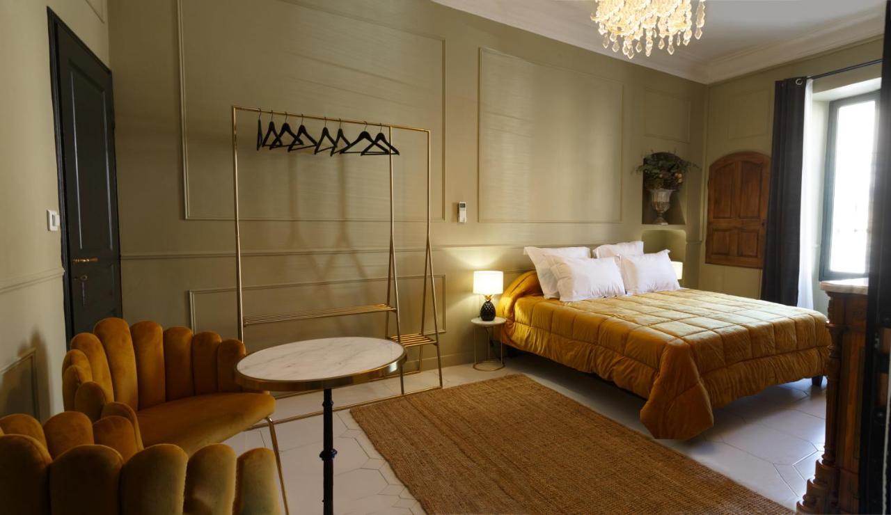 Le 215 Gambetta Boutique Hotel En Provence กาวายง ภายนอก รูปภาพ